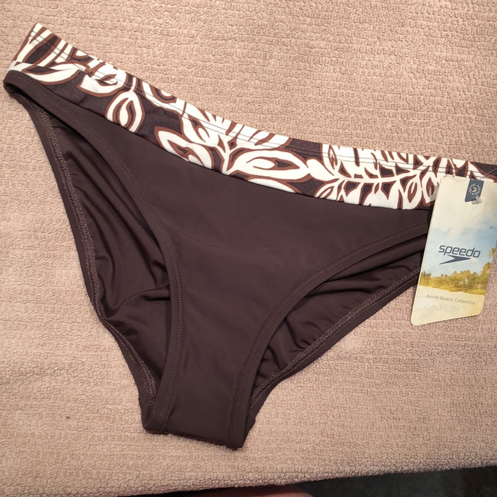 SPEEDO swim suit bottem  various size 10-12-14 Color ESPRESSO